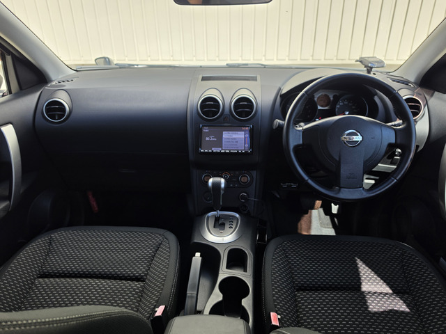 Nissan Dualis 5