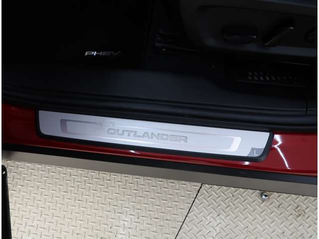 Mitsubishi Outlander 11