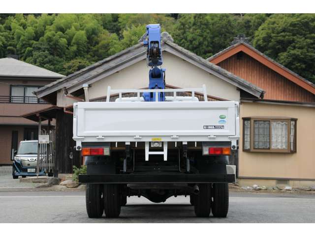 Mitsubishi Fuso Canter 12