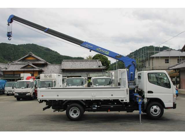 Mitsubishi Fuso Canter 7