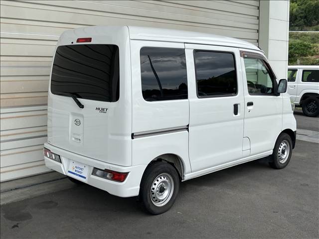 Daihatsu Hijet Cargo 5