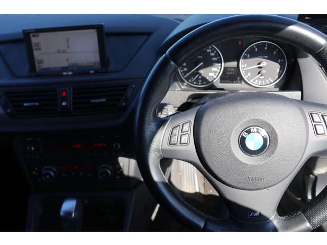 BMW X1 11