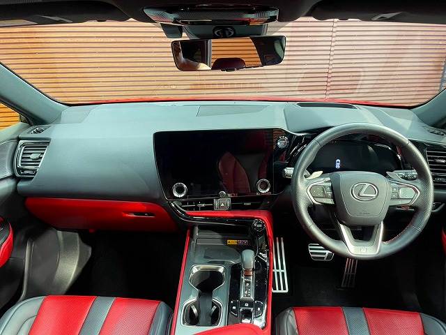 Lexus NX 2