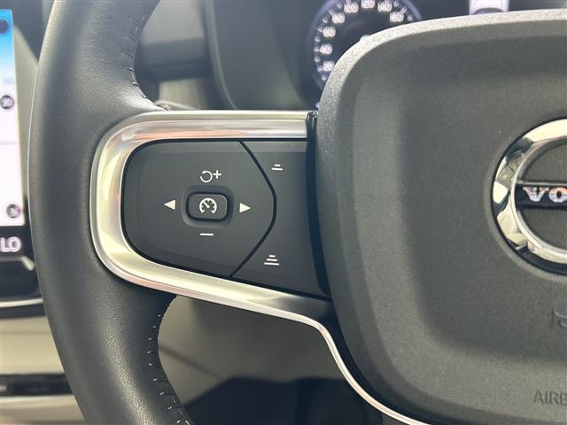 Volvo XC40 10