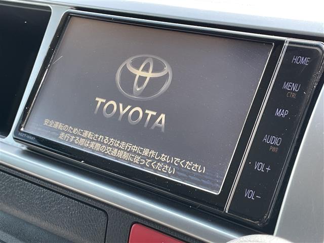 Toyota Hiace 6