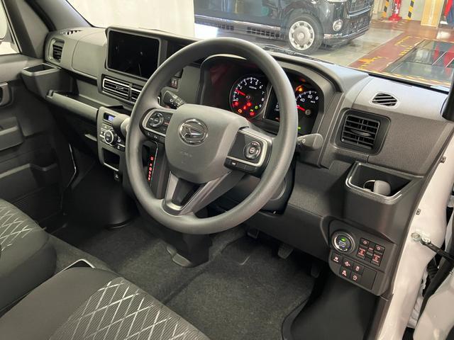 Daihatsu Atrai 12