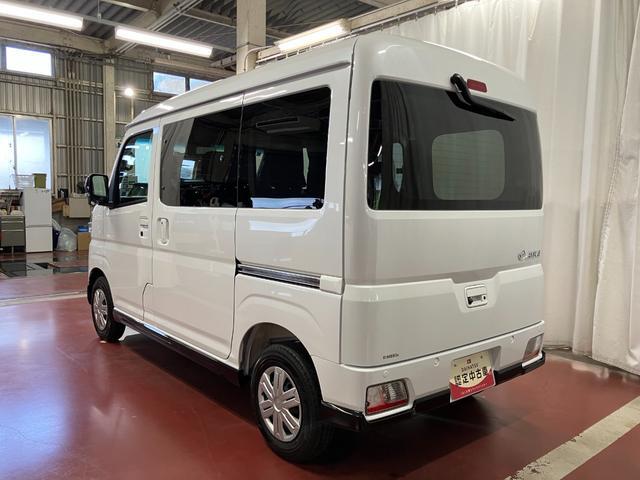 Daihatsu Atrai 7