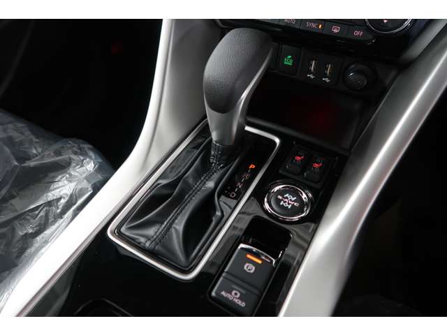 Mitsubishi Eclipse Cross 12