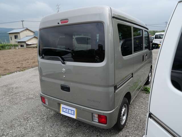 Suzuki Every 7