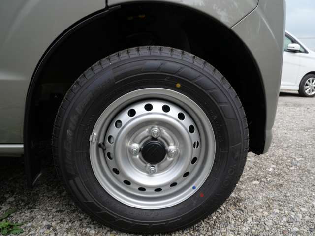 Suzuki Every 8