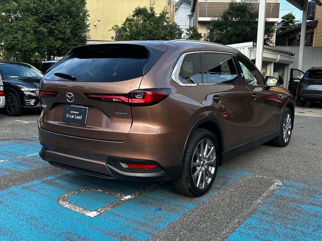 Mazda CX-80 4