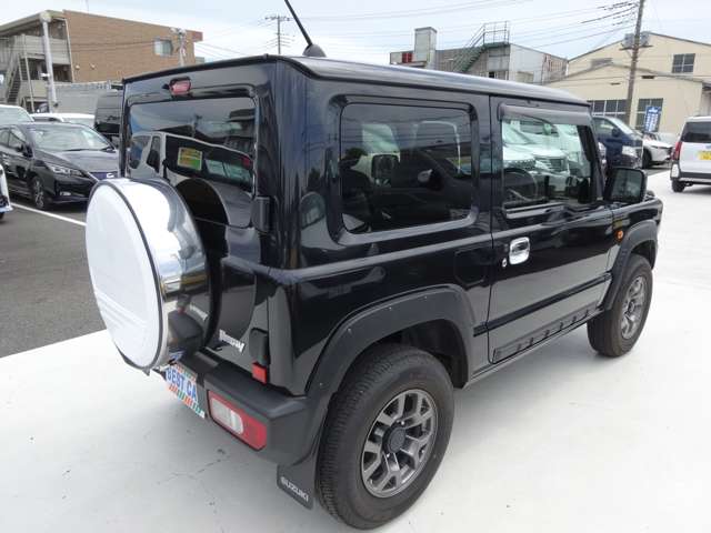 Suzuki Jimny 8