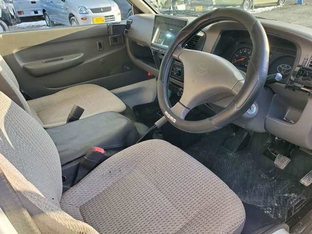 Toyota Light Ace Truck 11