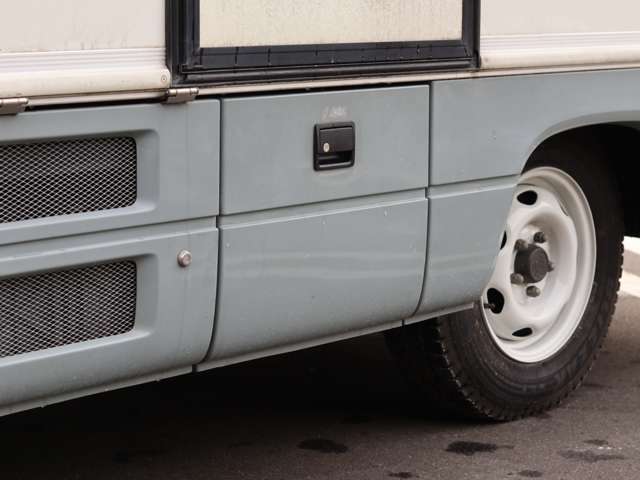 Toyota Light Ace Truck 12