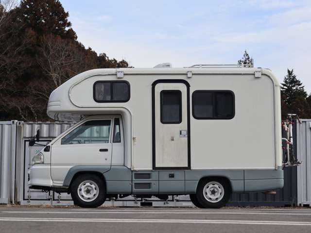 Toyota Light Ace Truck 9