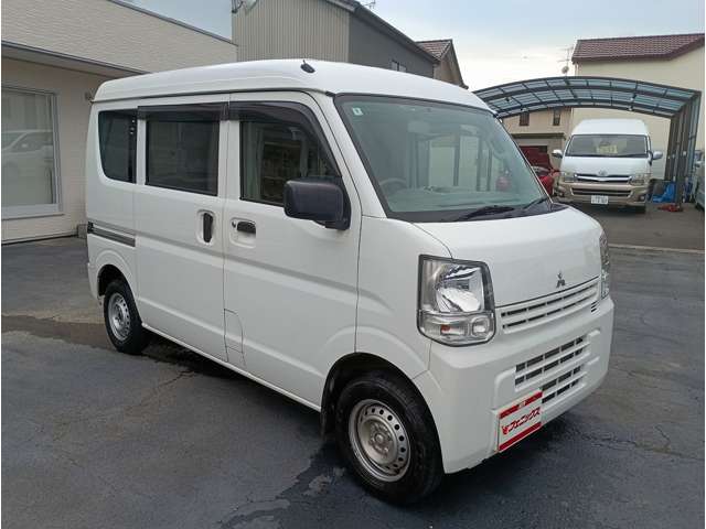 Mitsubishi Minicab Van 6