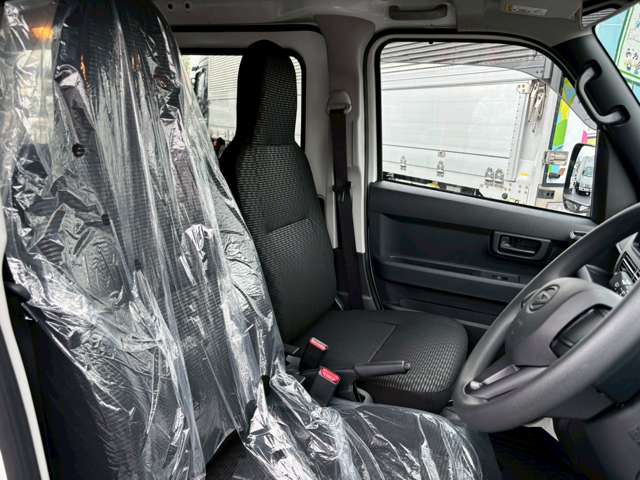 Daihatsu Hijet Cargo 9