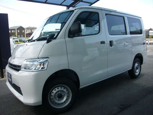 Toyota Town Ace Van 2