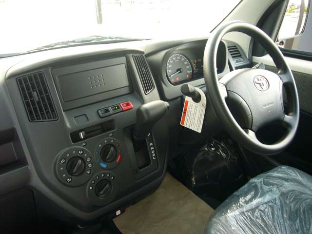 Toyota Town Ace Van 4