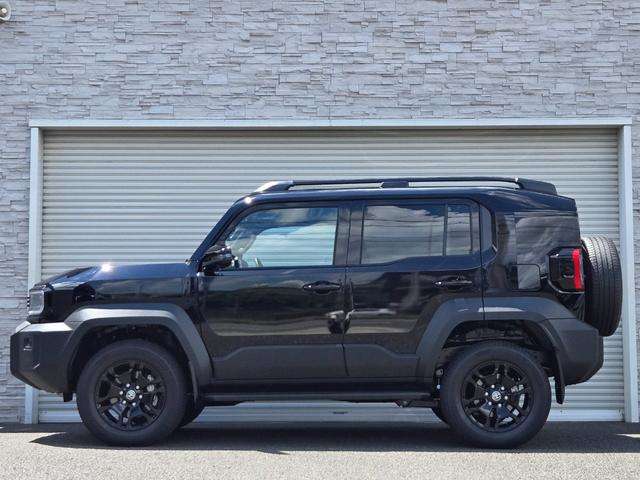 Toyota Land Cruiser FJ 5