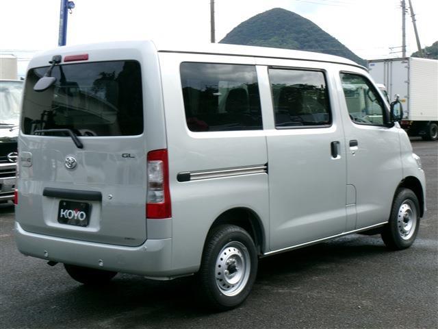 Toyota Town Ace Van 4