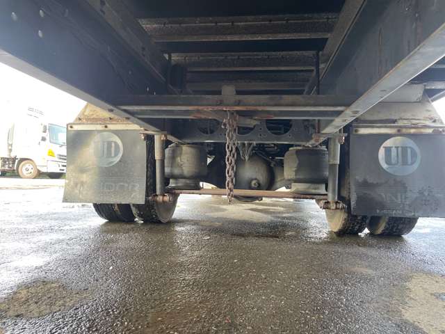 UD Trucks Condor 11
