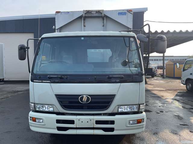 UD Trucks Condor 2