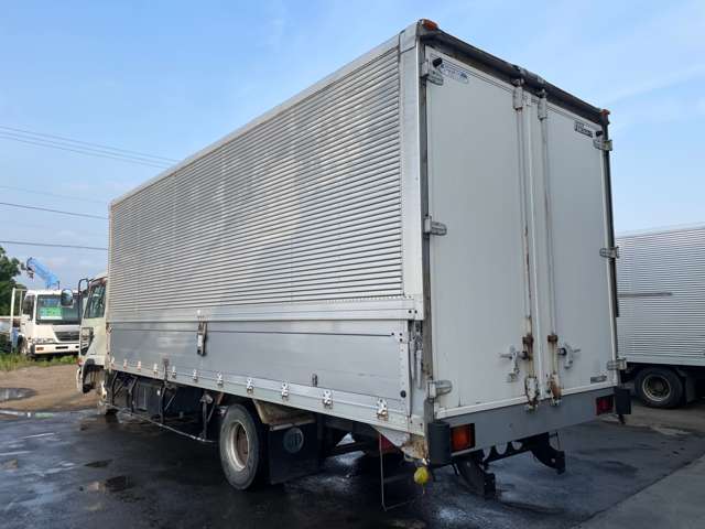 UD Trucks Condor 7