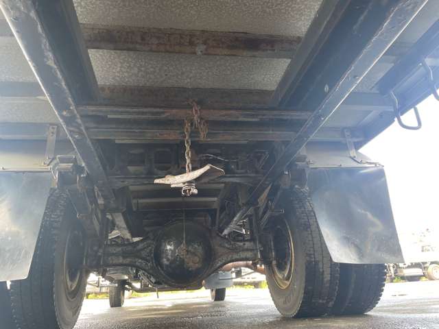 UD Trucks Condor 11