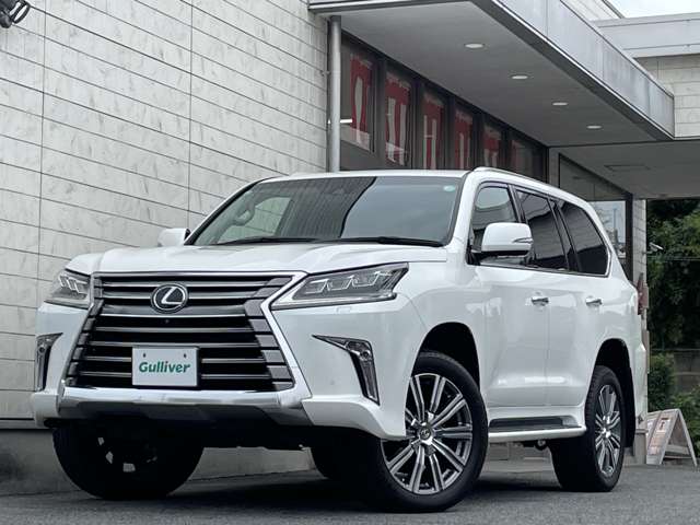 Lexus LX 10