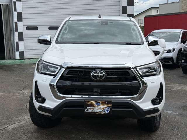 Toyota Hilux 4