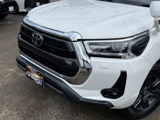 Toyota Hilux 6