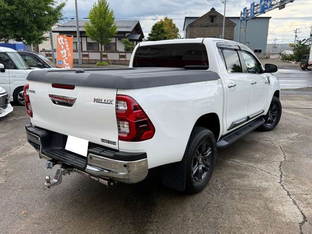 Toyota Hilux 8