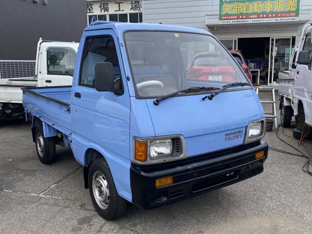Daihatsu Hijet Pickup 2