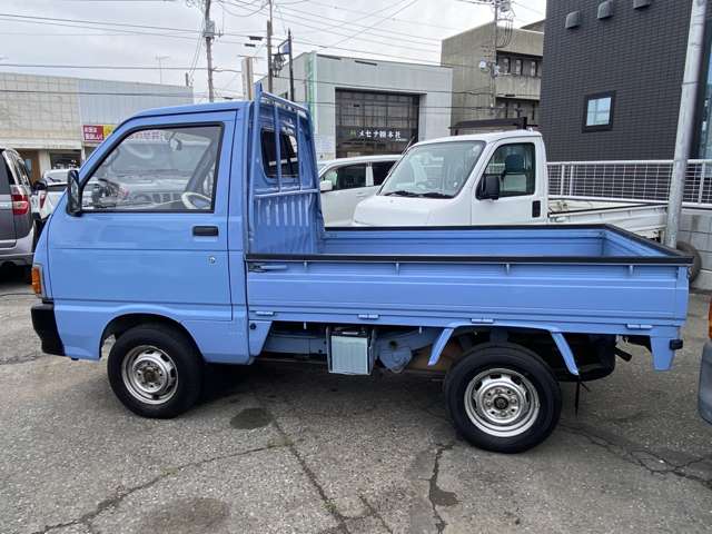 Daihatsu Hijet Pickup 5