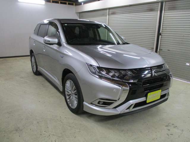 Mitsubishi Outlander PHEV 3