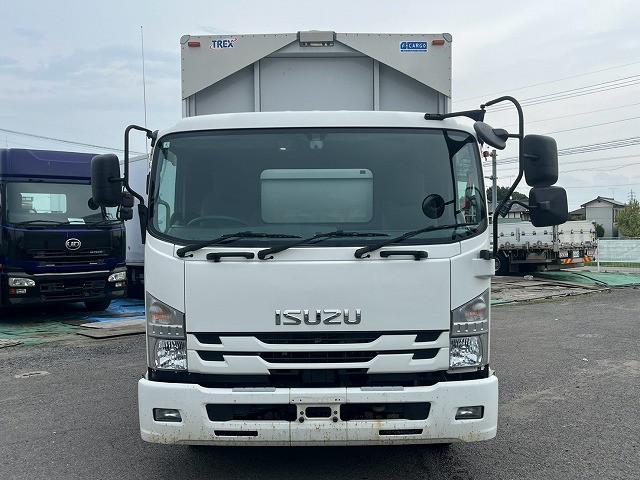 Isuzu Forward 3