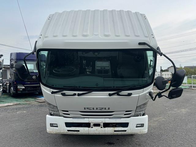 Isuzu Forward 4