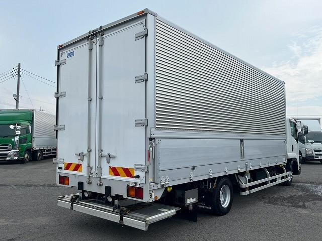 Isuzu Forward 7