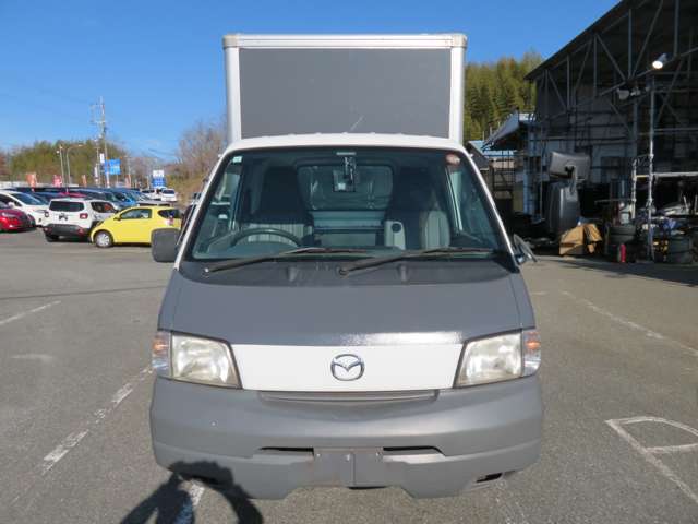 Mazda Bongo Truck 2