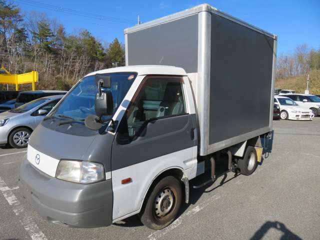 Mazda Bongo Truck 3