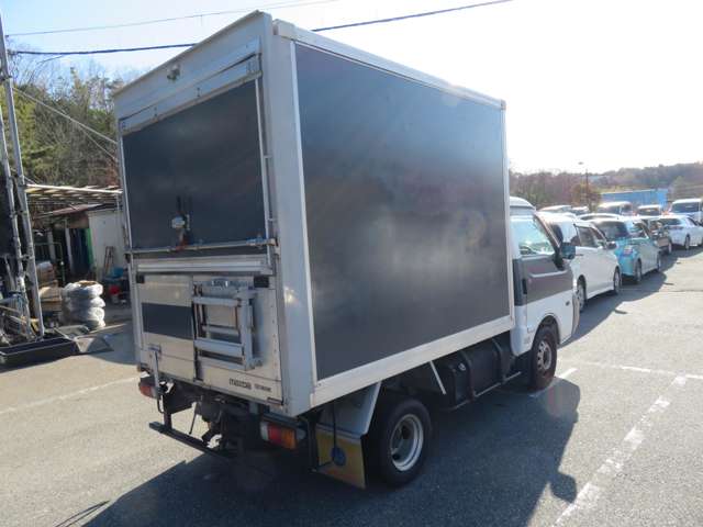 Mazda Bongo Truck 7