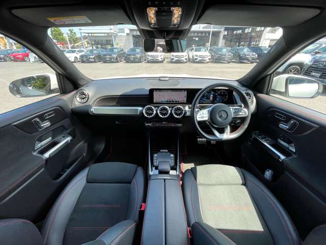 Mercedes-Benz GLB 5