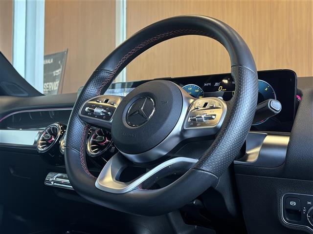 Mercedes-Benz GLB 6