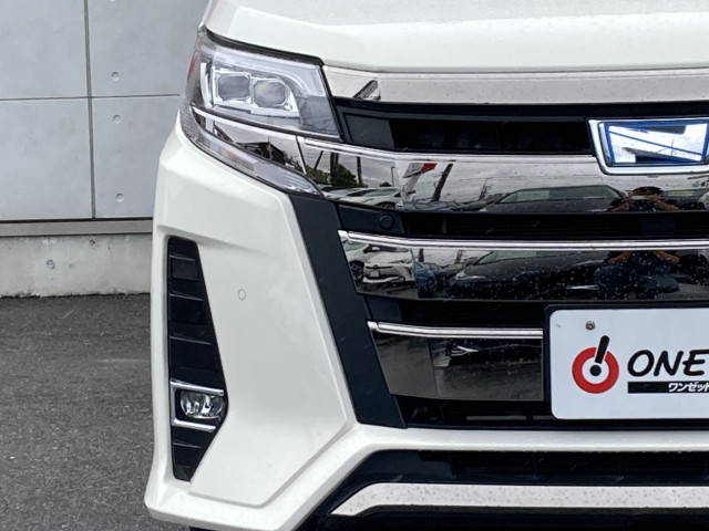 Toyota Noah 7
