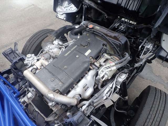 Nissan Condor 12