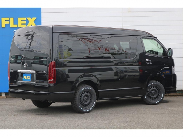 Toyota Hiace 9