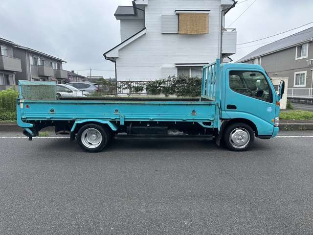 Hino Dutro 5