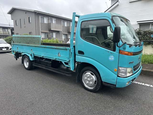 Hino Dutro 6