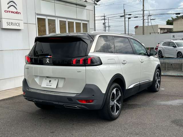 Peugeot 5008 9